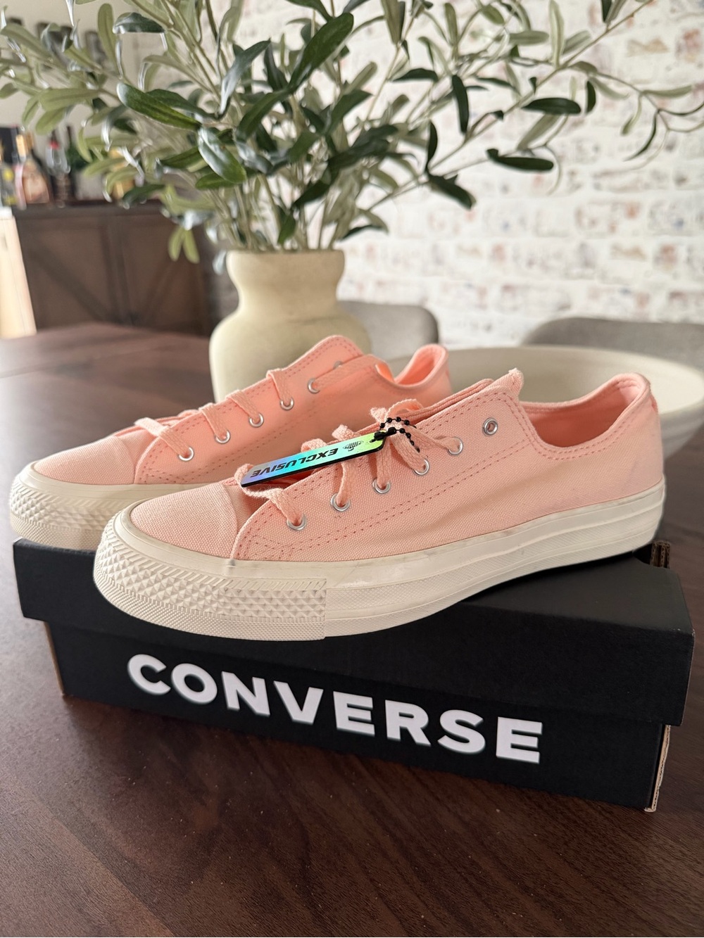 Converse Low Top Canvas Sneakers in Peach